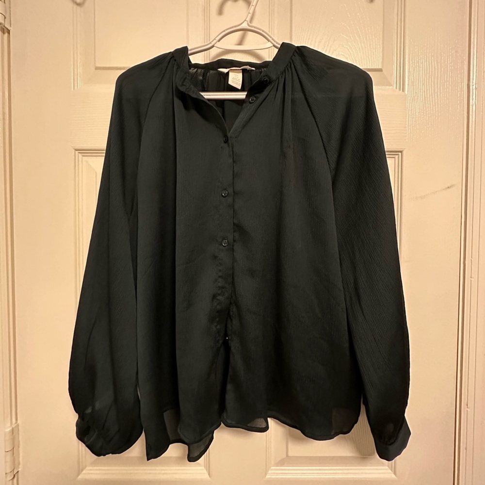 H&M Green Button Up Top